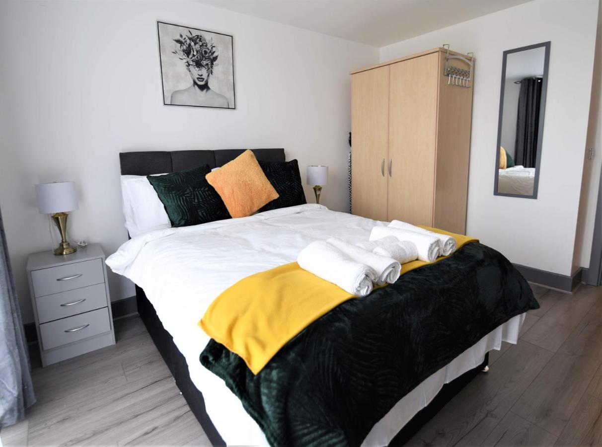 Stunning, 1-Bedroom Cosy Apartment In The Centre Of Бірмінгем Екстер'єр фото